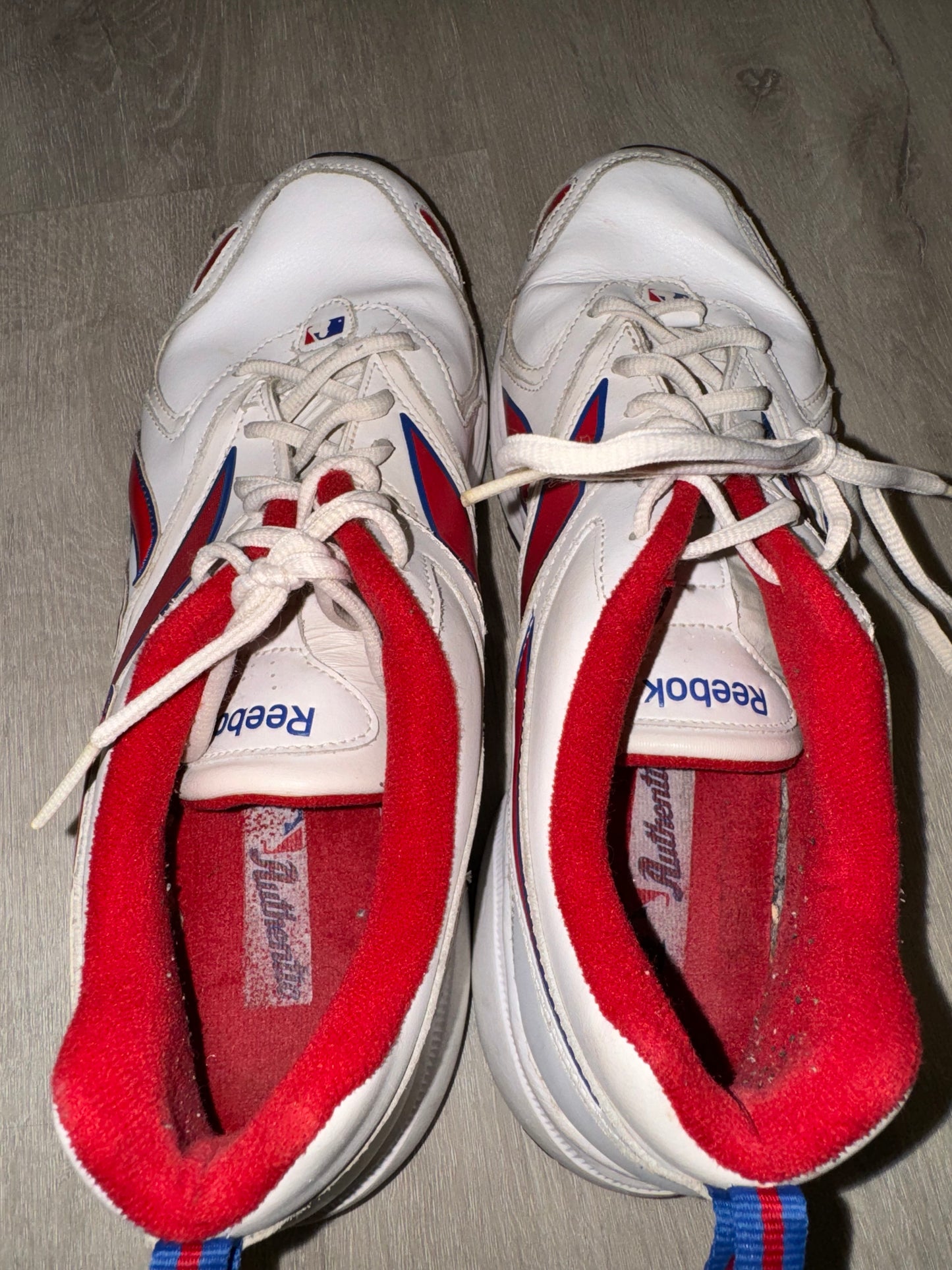 Phillies Reebok Shoes Size 10 #1012