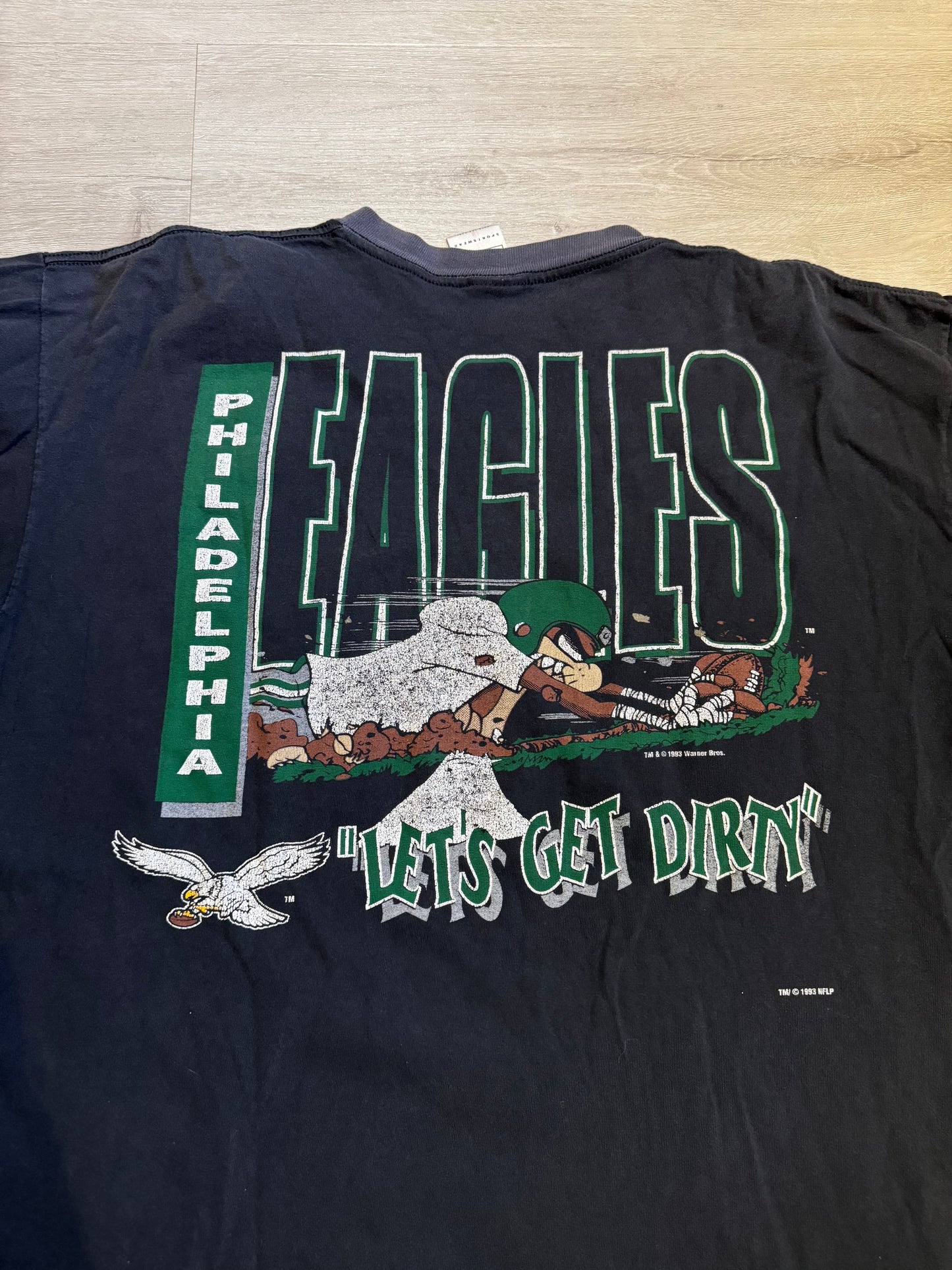 Philadelphia Eagles Vintage Looney Tunes Shirt