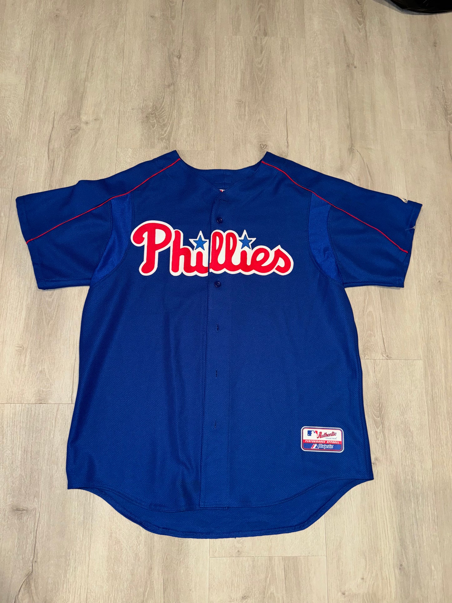 Phillies Jersey #1053 (L)