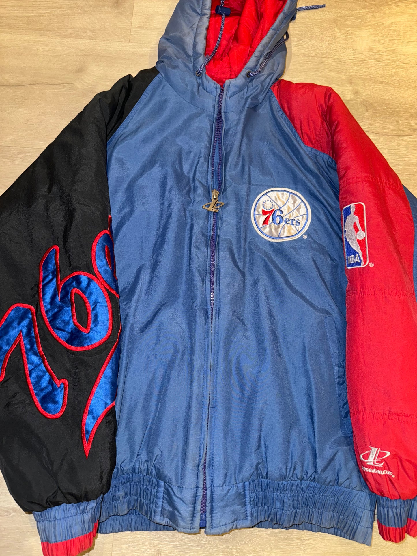 Vintage Philadelphia 76ers Logo Athletic Jacket