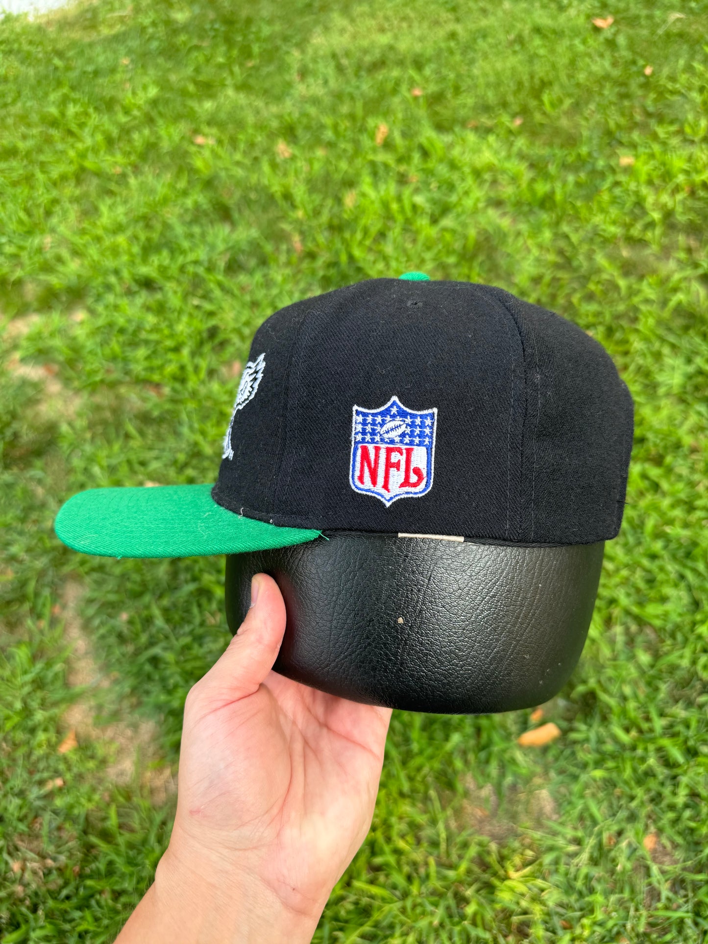 Vintage Philadelphia Eagles starter plain logo hat