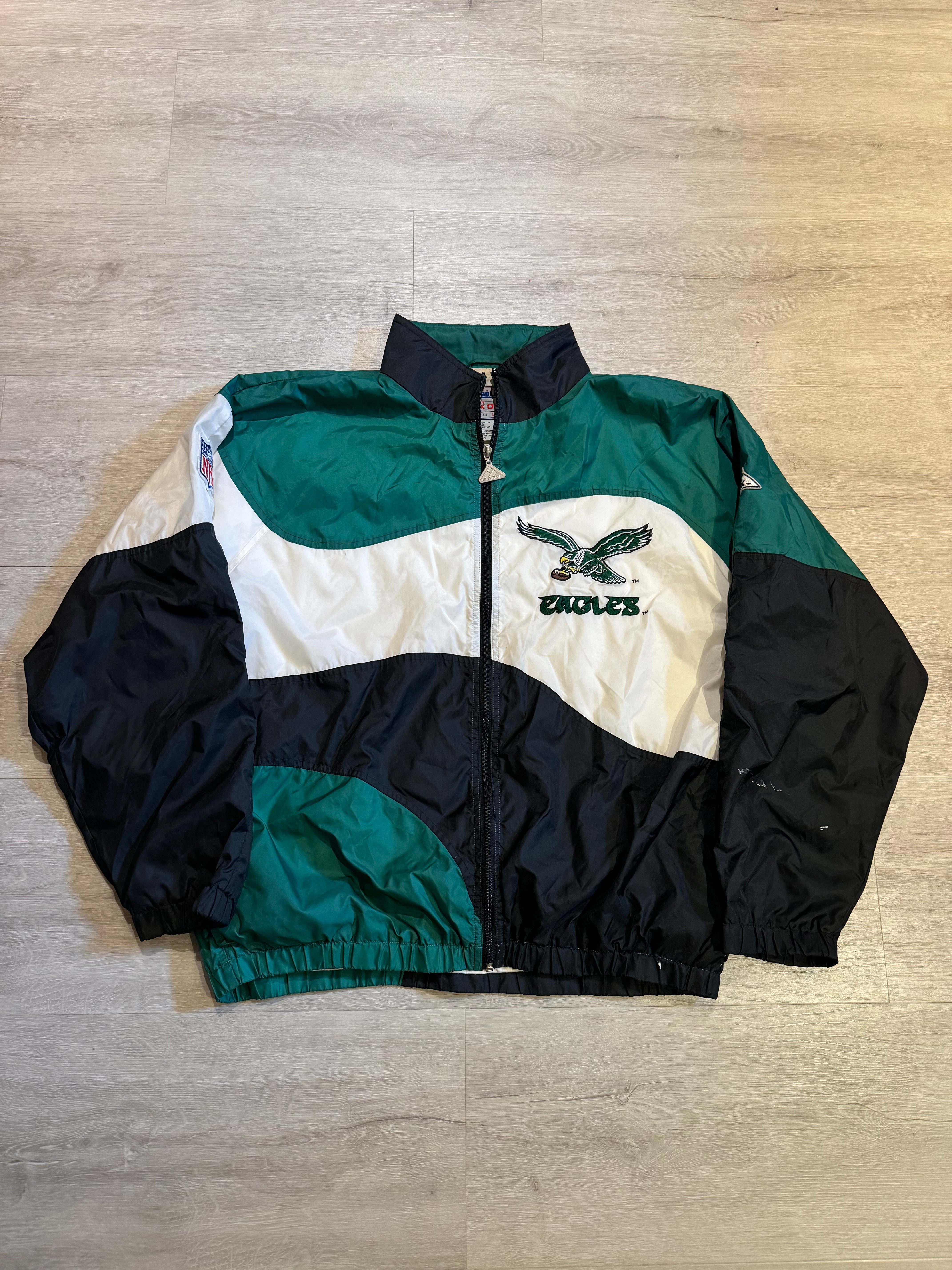 Vintage Philadelphia Eagles Apex one offers coat