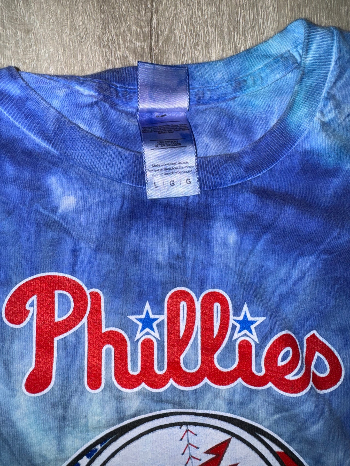 Phillies Grateful Dead shirt #1056 (L)